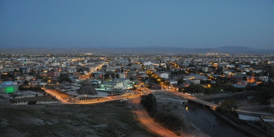 Kars'ın nüfusun 84 bin 49'unu çocuklar oluşturuyor