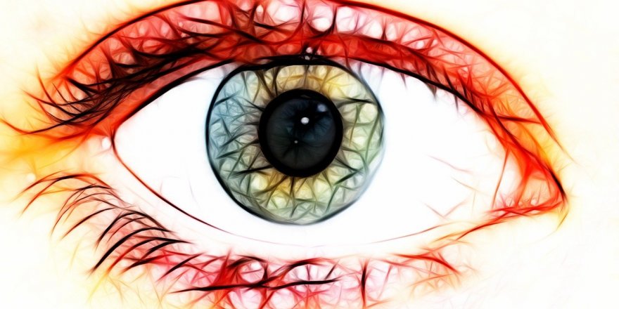 Göz Rengi Değiştirmek İçin Lens Nasıl Takılır?