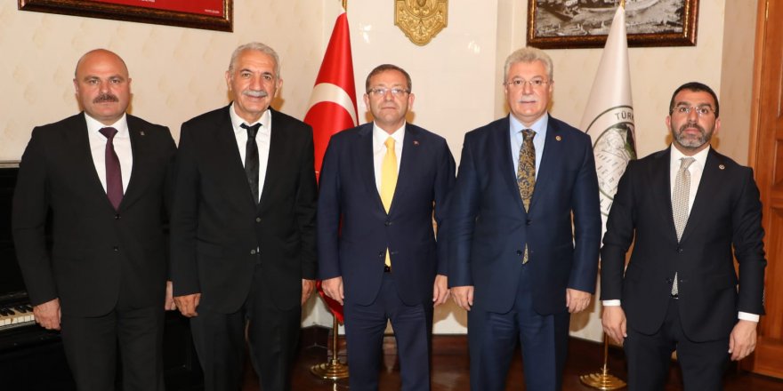 AK Parti Grup Başkan Vekili Akbaşoğlu'ndan Kars Valisi Polat'a Ziyaret