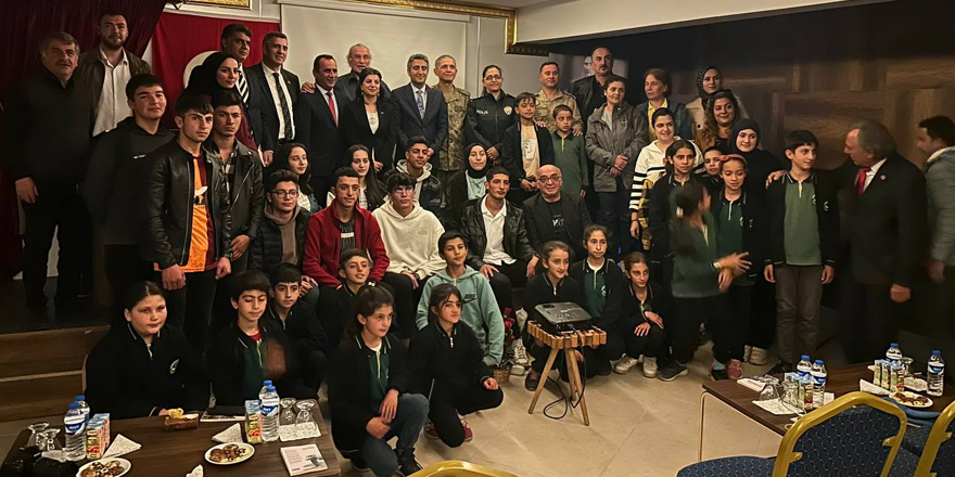 Sarıkamış Liseliler Vakfı’ndan Sarıkamış Konferansı!