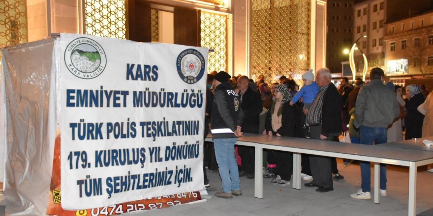 Kars Emniyet Müdürlüğü, Mevlid-i Şerif okutularak lokma dağıttı