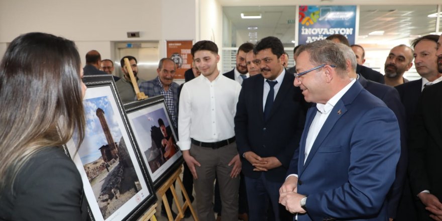 Kars temalı fotoğraf sergisi açıldı