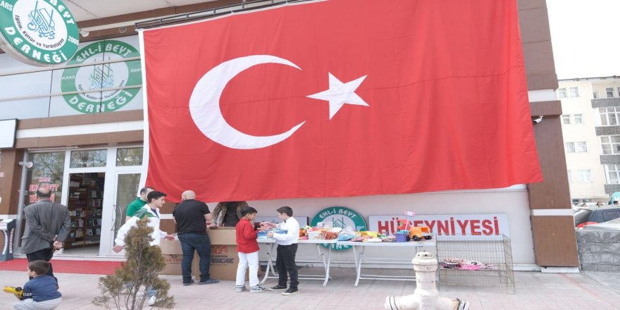 Kars Ehlibeyt Derneği'nden 23 Nisan Etkinliği