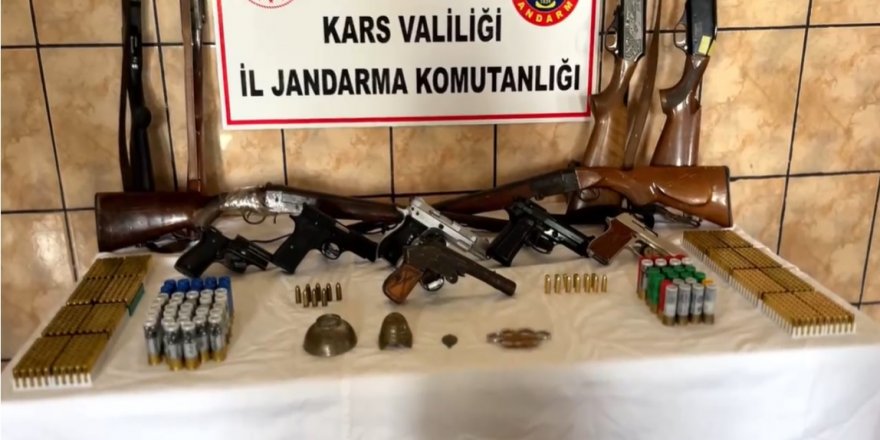 Kars'ta Silah Mühimmat ve Tarihi Eser Kaçakçılığı Operasyonu