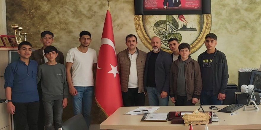 Kars Anadolu İmam Hatip Lisesi Akıl ve Strateji Oyunu ‘Mangala’ da Zirvede