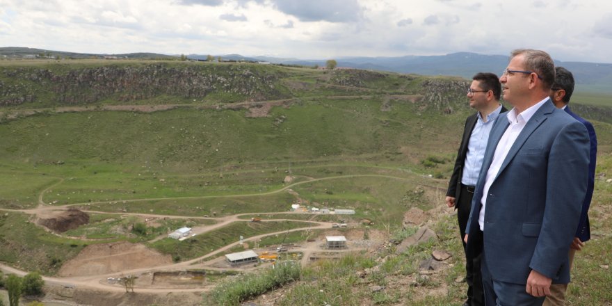 Kars Valisi Ziya Polat, Dereiçi Vadisi'nde incelemelerde bulundu