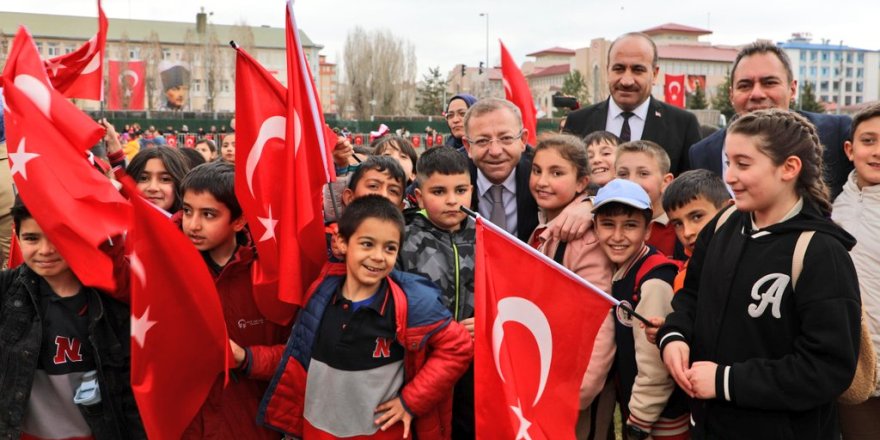 Kars’ta 23 Nisan coşkuyla kutlandı