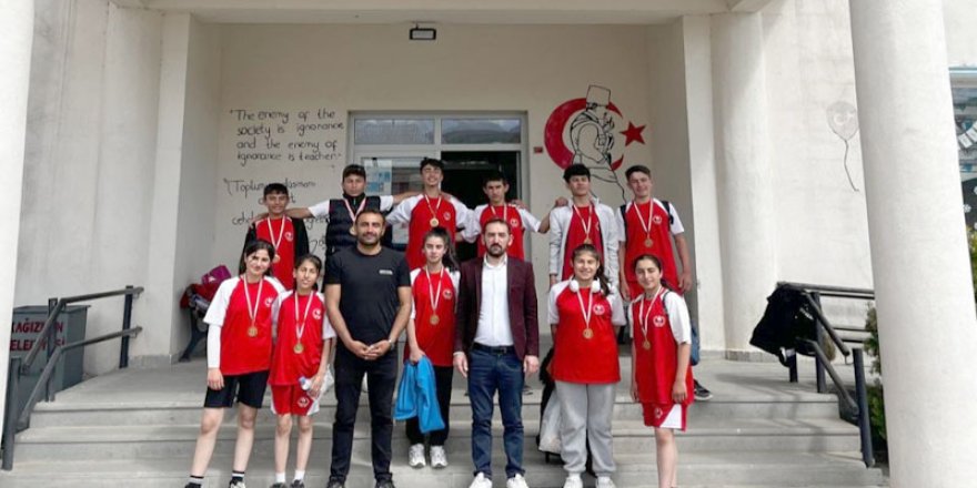 Kağızman'da Voleybol Turnuvasının şampiyonu belli oldu