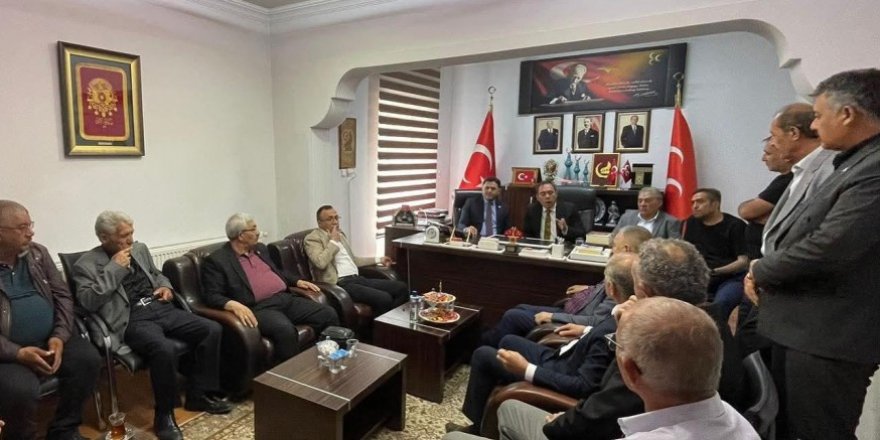 MHP Kars İl Başkanlığı'nda Bayramlaşma Programı Düzenlendi