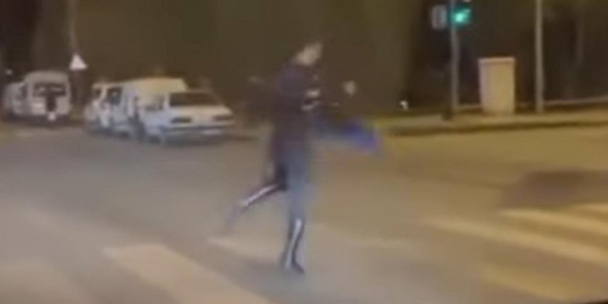 Kırmızı Işıkta Kafkas Sürprizi: Genç Ekibin Gösterisi Alkış Topladı