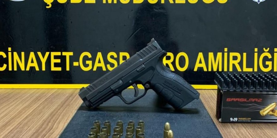 Kars'ta Asayiş Uygulamalarında Silah ve Fuhuş Operasyonu