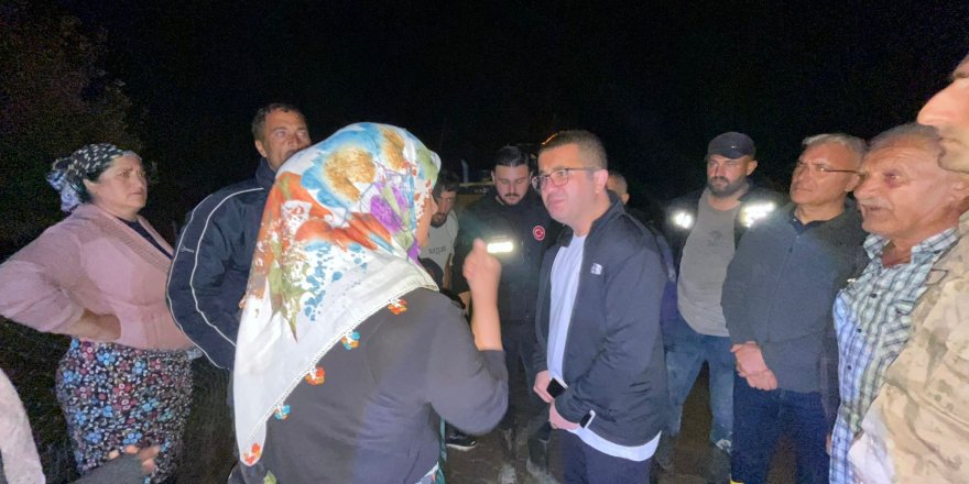 Kaymakam Daştan sel bölgesinde incelemelerde bulundu