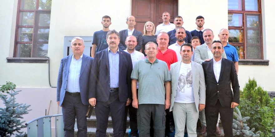 BEM-BİR-SEN Genel Başkanı Uslu, Kars'ta