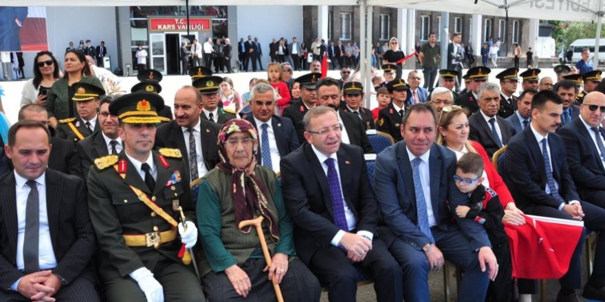 98 yaşındaki Hayriye Ağyel Nene, Zafer Bayramı coşkusuna ortak oldu