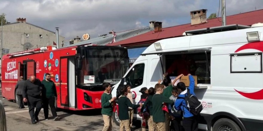 Kızılay Kars İl Başkanlığı, Digor’un Kurtuluş Etkinliklerine Katıldı
