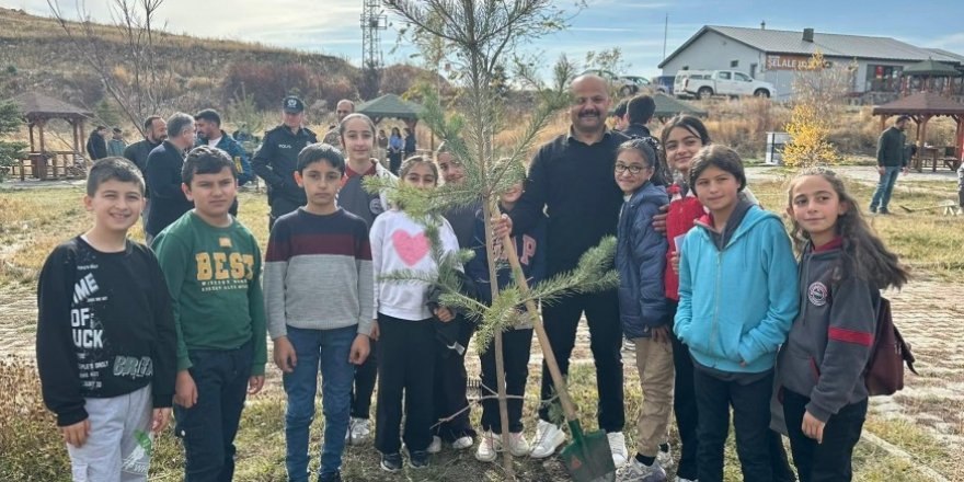 11 Kasım Milli Ağaçlandırma Günü Susuz’da Coşkuyla Kutlandı