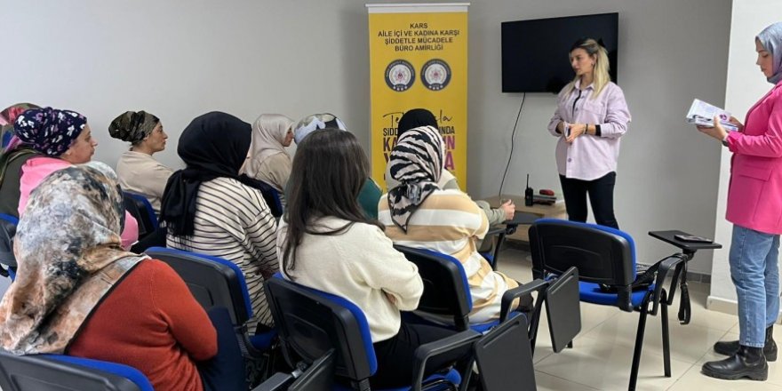 Kars Emniyetinden Kadınlara KADES Uygulamasının Kullanımı Anlatıldı
