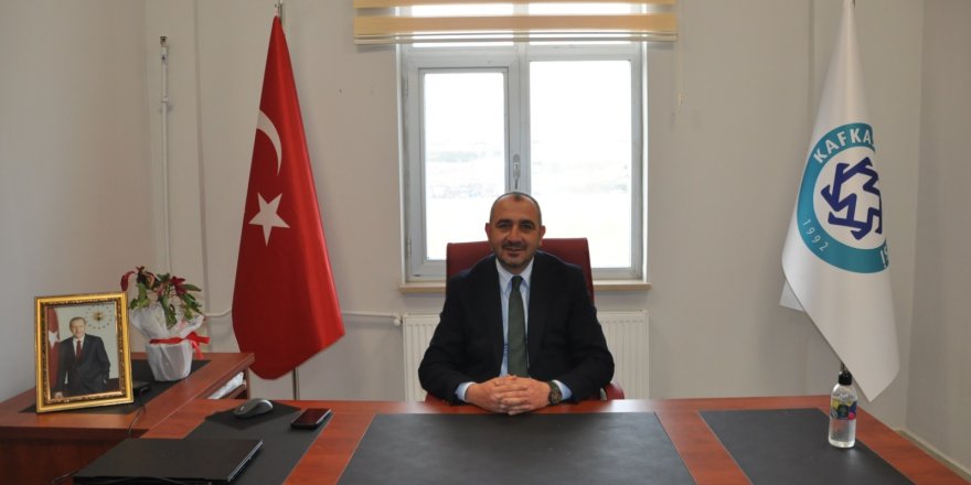 Doç. Dr. Muhammet Arslan, Kafkas Üniversitesi Güzel Sanatlar Meslek Yüksekokulu müdürü oldu