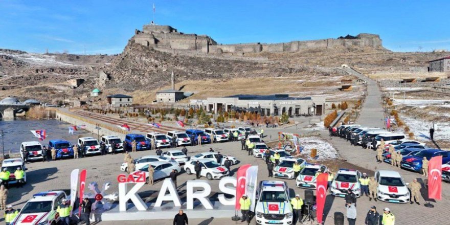 Kars’ta 60 yeni araç, düzenlenen törenle hizmete alındı