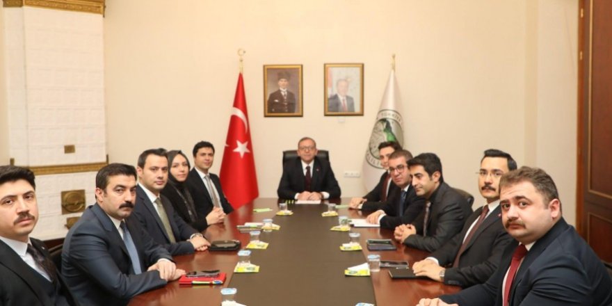 Kars’ta ilçelerde yürütülen kamu hizmetleri masaya yatırıldı