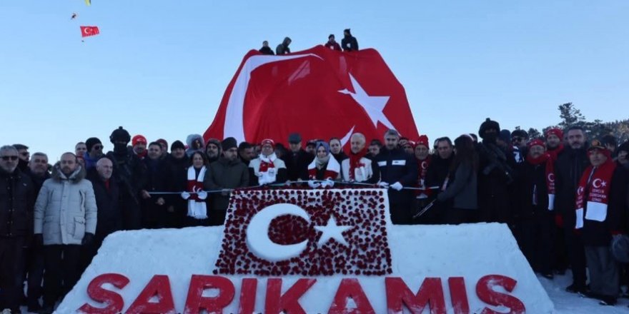 Sarıkamış Şehitleri Kardan Heykelleri Açıldı