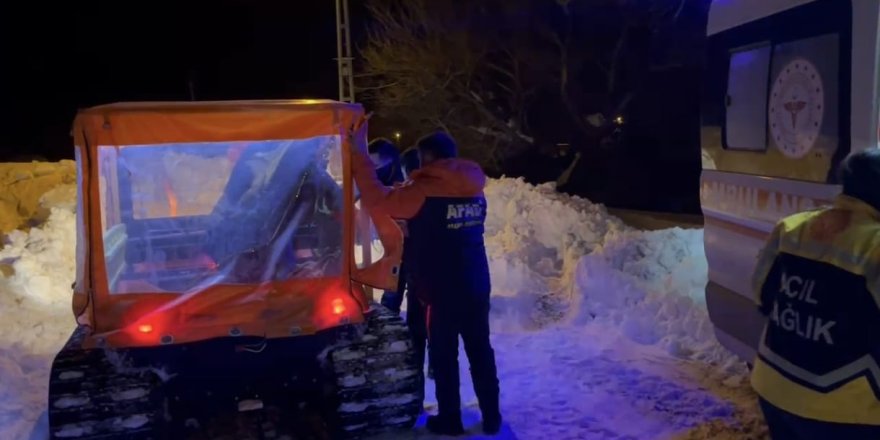 Nefes darlığı çeken hasta amfibi araçla kurtarıldı