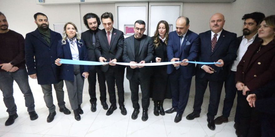 Kars Harakani Devlet Hastanesinde 3. basamak yenidoğan yoğun bakım ünitesi hizmete sunuldu