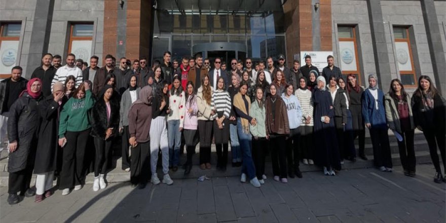 Kars’tan 84 Genç Ankara’ya Uğurlandı