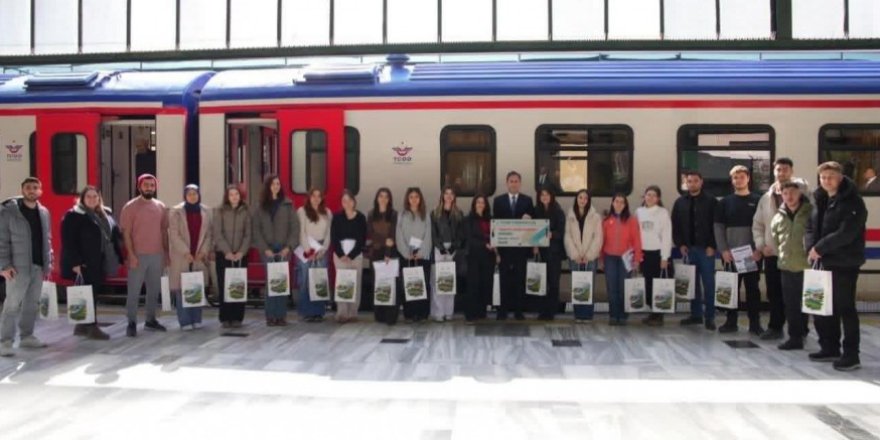 Öğrenciler Ankara'ya uğurlandı