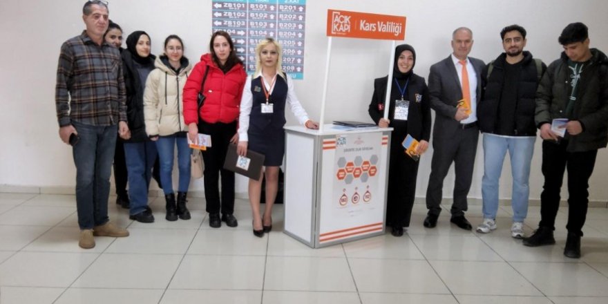 Kars’ta “Açık Kapı” Üniversite Öğrencileriyle Buluştu