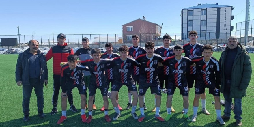 Kars Kale Spor, U18 Ligi Şampiyonu Oldular