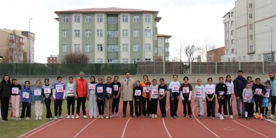 ANALİG Kros ve Kros Bayrak yarışmaları il birinciliği tamamlandı