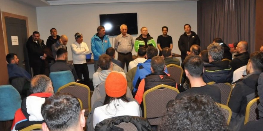 Kayak Öğreticiliği Kursu, Sarıkamış’ta başarıyla tamamlandı