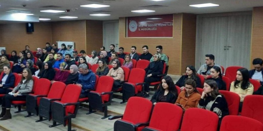 Kars’ta “Sosyal Risk Haritaları ve Aile Rehberi Sistemi” Eğitimi gerçekleştirildi