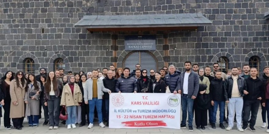 Kars’ta Üniversite Öğrencileri Tarihle Buluştu