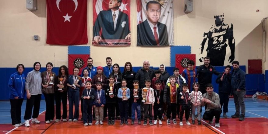 23 Nisan Coşkusu Dart Müsabakalarıyla Taçlandı