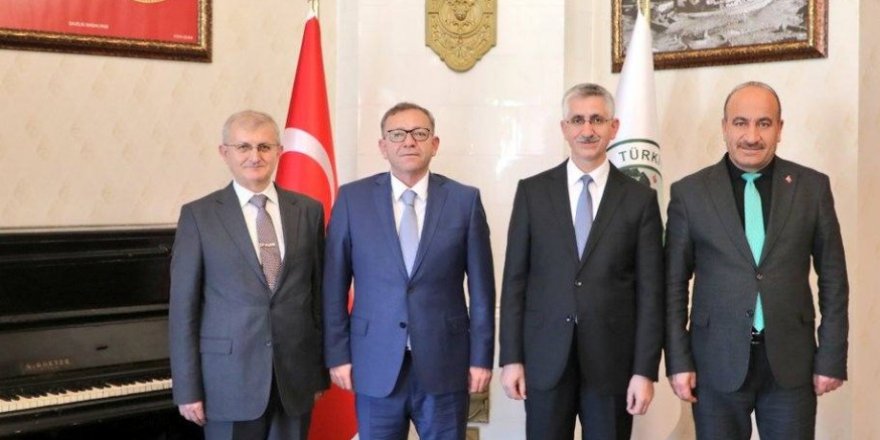 Milli Eğitim eski Bakan Yardımcısı Nazif Yılmaz, Kars'ta