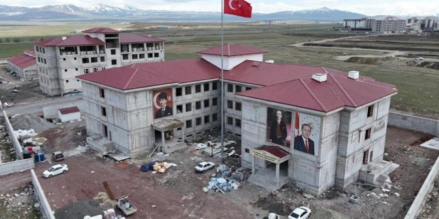 Kars’a Modern Tarım Lisesi ve Öğrenci Yurdu Kazandırılıyor