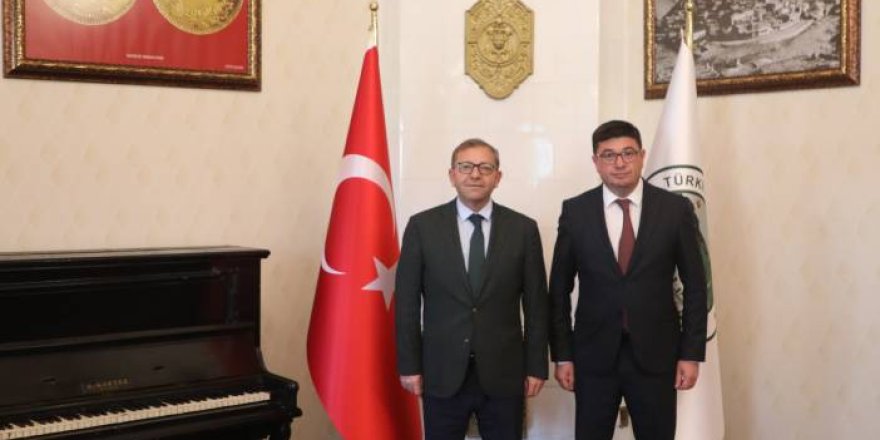 Azerbaycan Kars Başkonsolosu Aliyev’den Vali Polat’a Veda Ziyareti