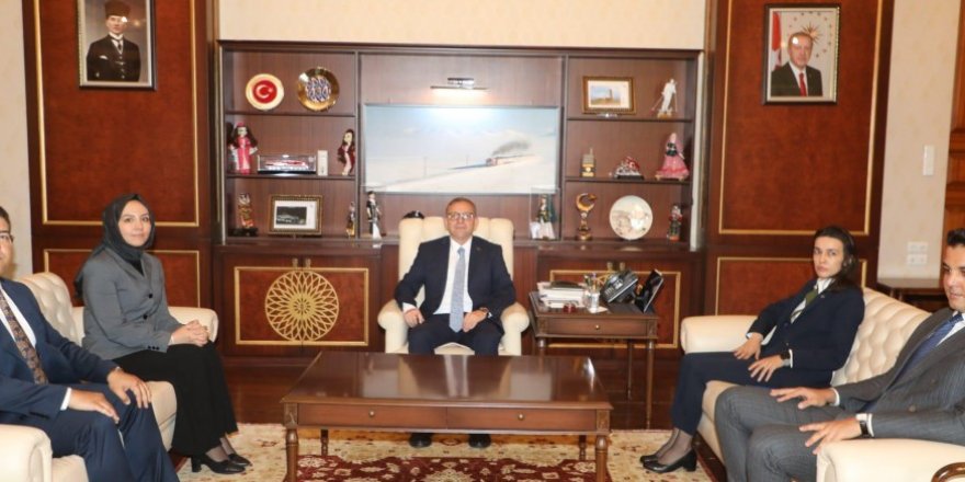 Vali Polat Başkanlığında Vali Yardımcıları Toplantısı Gerçekleştirildi