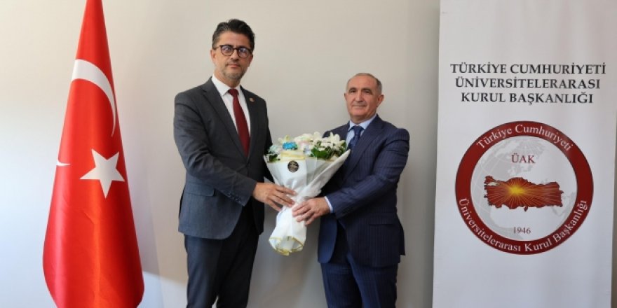 KAÜ Rektörü Hüsnü Kapu, ÜAK Dönem Başkanlığını Devretti