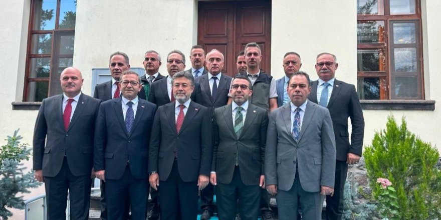 Tarım ve Orman Bakanı İbrahim Yumaklı'dan Kars Valiliği'ne Ziyaret