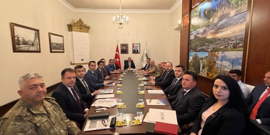 Kars’ta güvenlik ve asayiş tedbirleri masaya yatırıldı