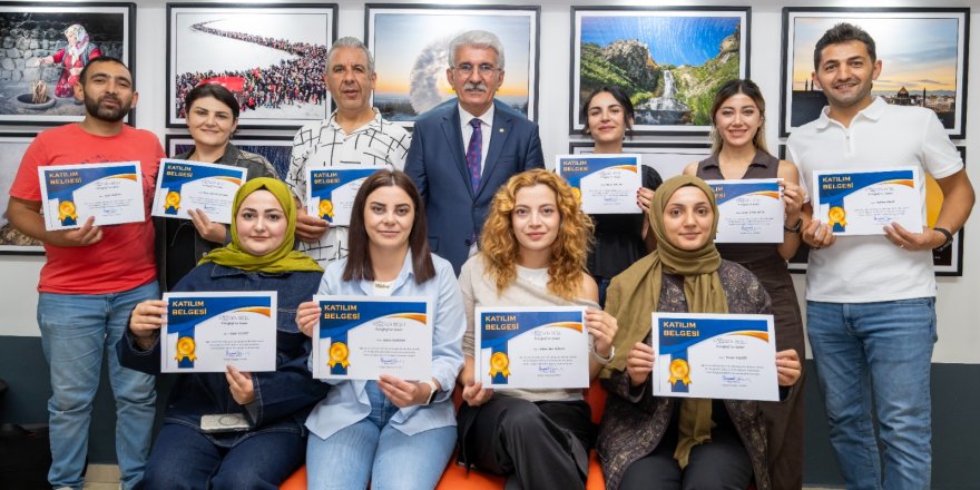 Kars'ta AFIAP unvanlı sanatçıdan ücretsiz fotoğraf eğitimi