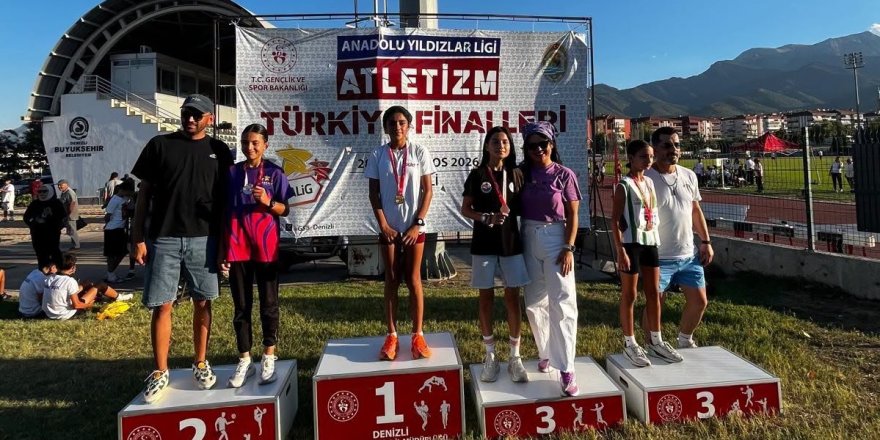 Karslı sporcu Kübra Bay ve Metin Ergül, Türkiye şampiyonu oldu