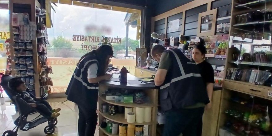 Kars’ta Kırtasiyelere fiyat etiketi denetimi