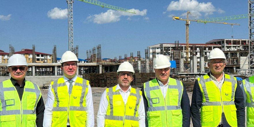 Kars 500 Yataklı Devlet Hastanesinde Kaba İnşaatın Yüzde 65’i Tamamlandı