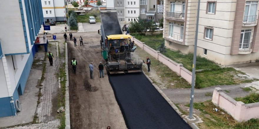 Kars Belediyesi’nden Yenişehir Mahallesi’nde Yol Çalışması
