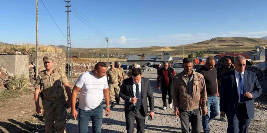 Parke taşı çalışmaları devam ediyor