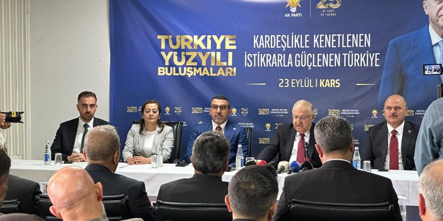 Milli Savunma Bakanı Yaşar Güler, AK Parti Kars İl Başkanlığını ziyaret etti